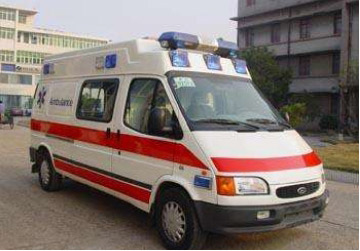 嵩县救护车租赁